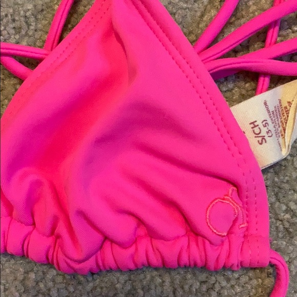 Pink string bikini top - Picture 3 of 3